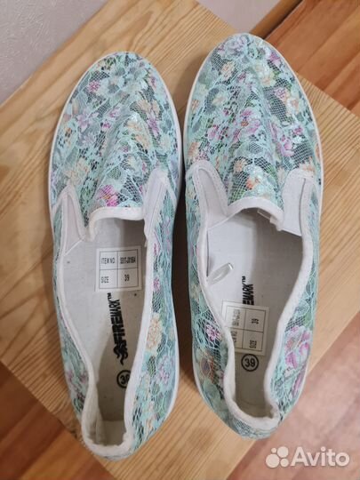 Слипоны белые женские 39 размер