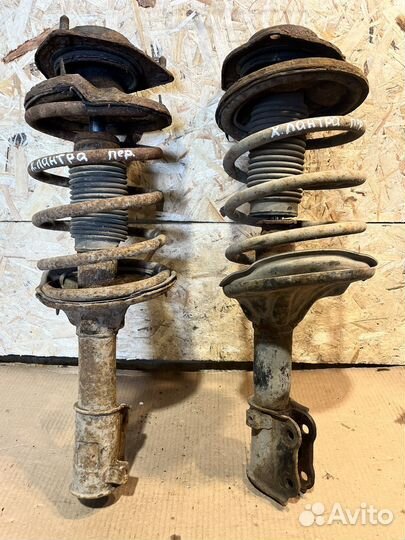 Амортизатор передний Hyundai Lantra