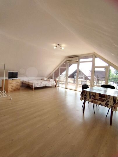 2-к. квартира, 67 м², 4/4 эт.