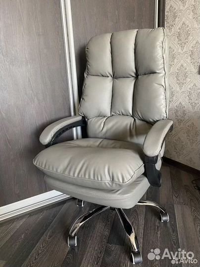 Компьютерное кресло офисное с функцией массажа