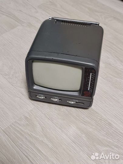 Телевизор Silver RX-5550