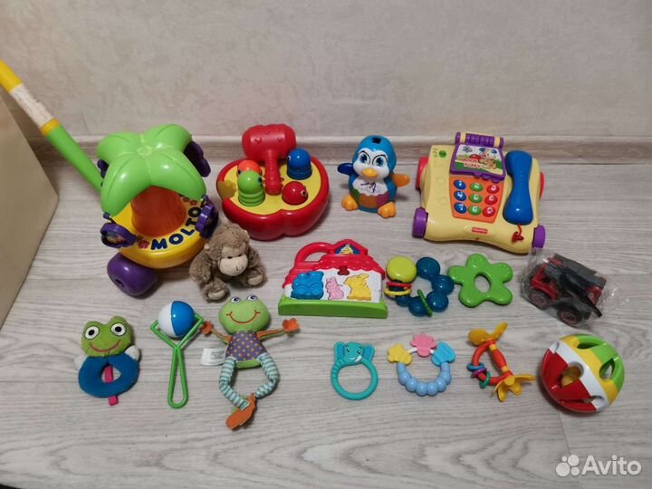 Развивающие игрушки пакетом