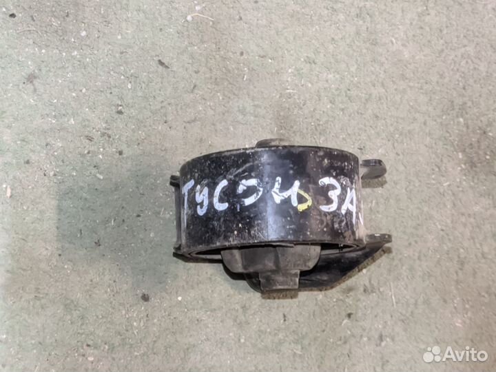 Подушка двигателя задняя Hyundai Tucson 1