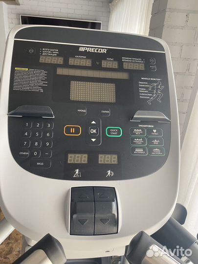 Тренажер Эллиптический Precor EFX 835