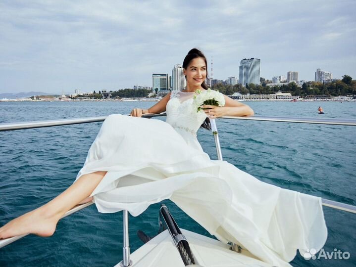 Морская прогулка на парусной яхте