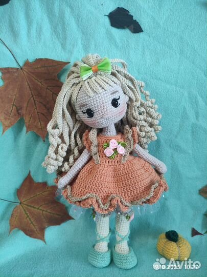 Кукла вязаная ручной работы