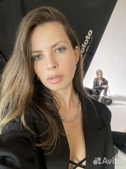 Стилист имиджмейкер