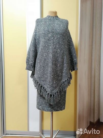 Юбка и пончо