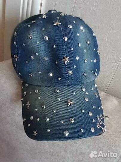 Джинсовая кепка