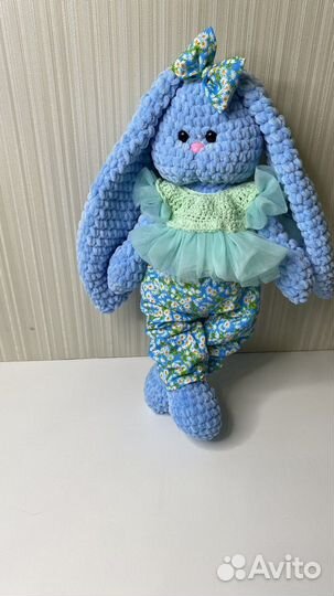 Вязанная зайка