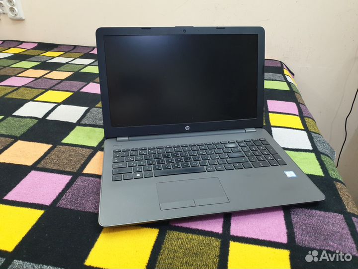 Ноутбук HP 250 G6(i3 -7020U, full HD)
