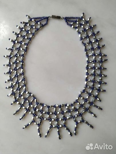 Ожерелье чокер из бисера