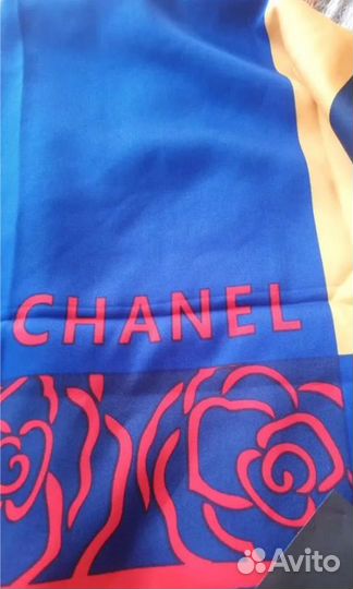 Платок шелковый новый. Размер 90 см* 90 см