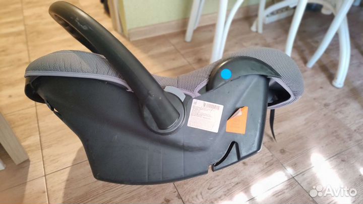 Детское авто кресло от 0 до 13 кг