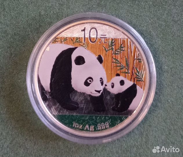 Монета Китай 2011 Панда Цветная Серебро