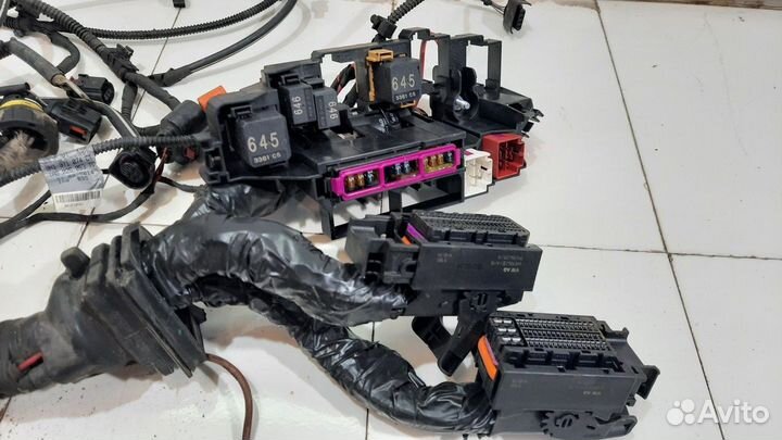 Электропроводка моторная 2,0 бензин (Audi A4)