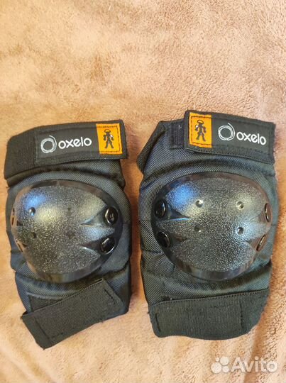 Шлем и набор защиты для катания на роликах Oxelo