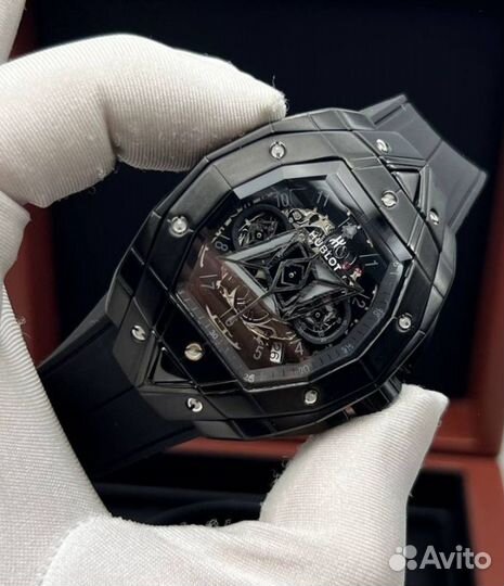 Часы мужские черные брутальные Hublot