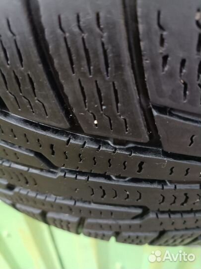 Nokian Tyres Hakkapeliitta R 215/55 R16