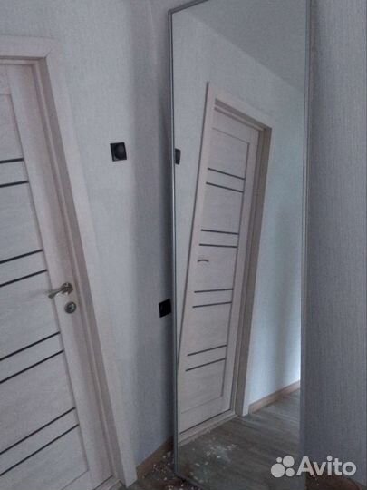 Зеркало напольное