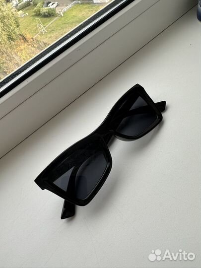 Солнцезащитные очки Zara