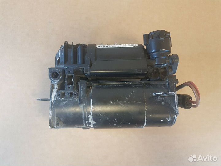 Компрессор пневмоподвески Mercedes W220 Оригинал