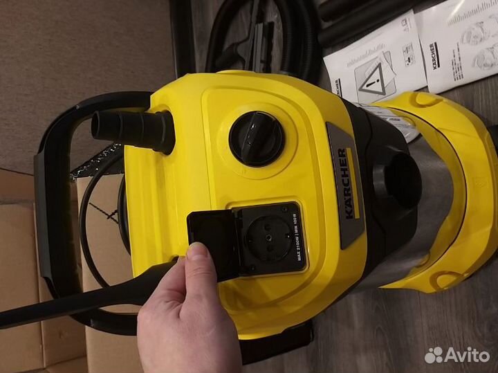 Пылесос Karcher WD 3