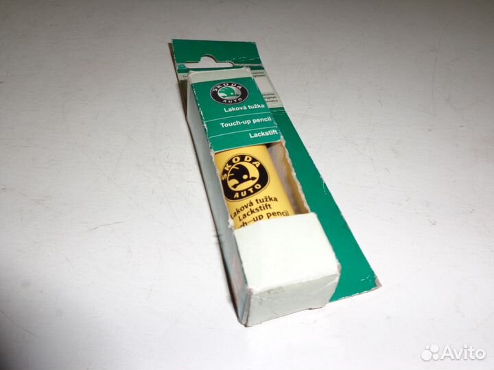 Оригинальная краска карандаш Skoda Octavia Fabia