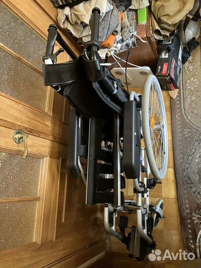 Инвалидная коляска