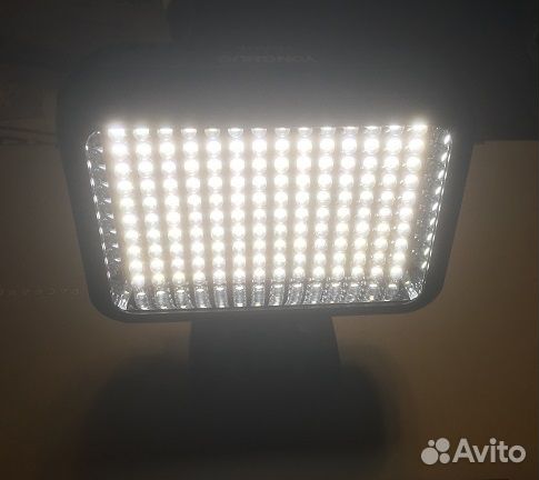 Накамерный свет Yongnuo YN1410