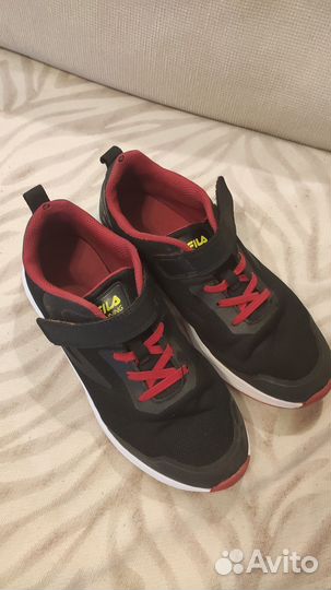 Кроссовки Fila 38