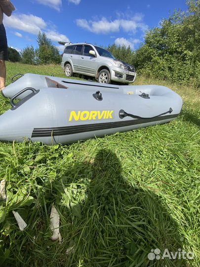 Лодка с мотором 5 л.с