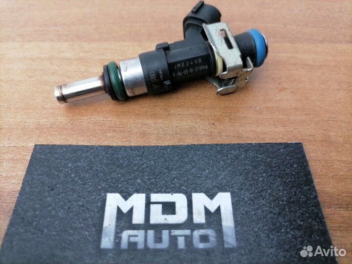 Форсунка Мицубиси разных двс 1,8 / 2,0 4B10 / 4B11