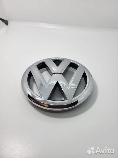 Эмблема на решётку Volkswagen Polo