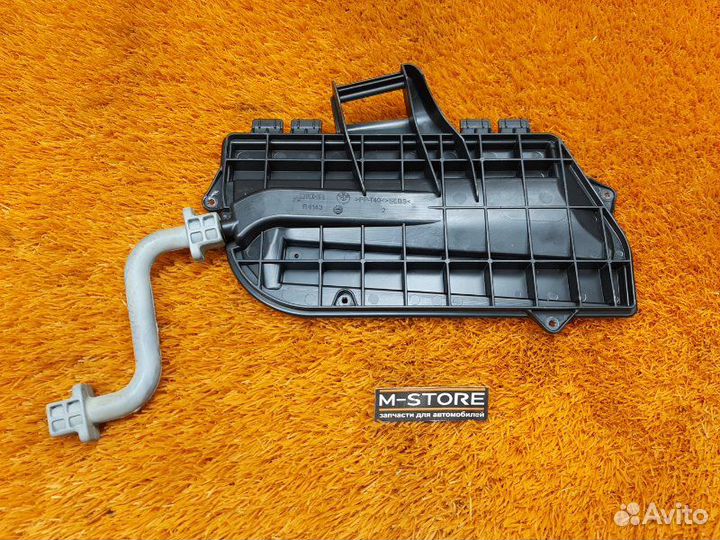 Крышка печки Bmw 5-Series F10 N20B20B 2013