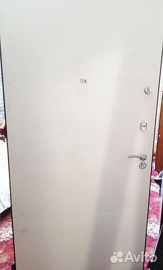 Дверь входная металлическая