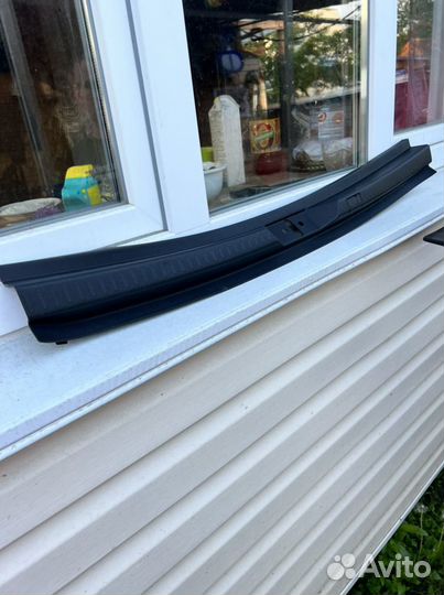 Накладка багажника renault kaptur (2017) оригинал