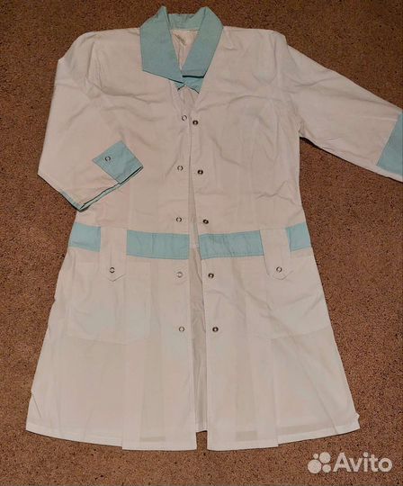 Красивый медицинский халат