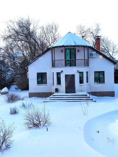 Дом 165 м² на участке 16 сот.