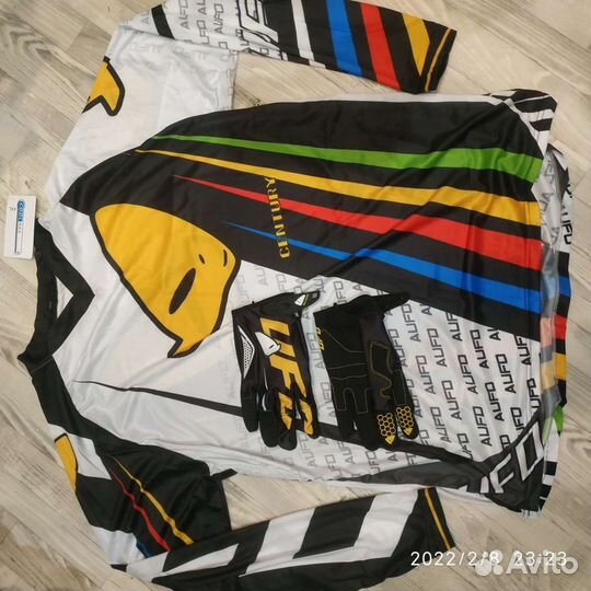 UFO element jersey & gloves