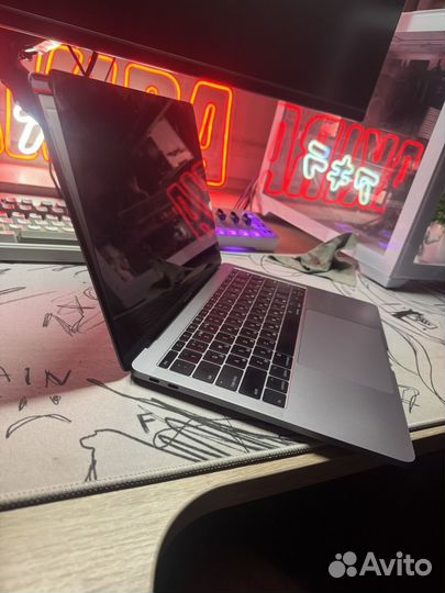 Apple macbook pro 13 2017