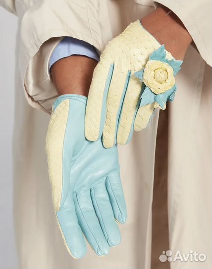 Кожаные перчатки 