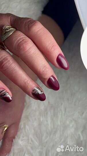 Мастер маникюра