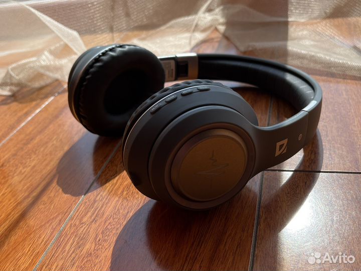 Беспроводные наушники