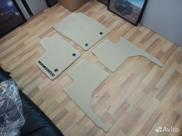 Коврики LC300 2021 текстильные бежевые premium