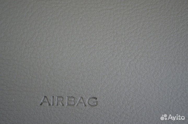 Торпедо панель приборов Фольцваген Тигуан 1