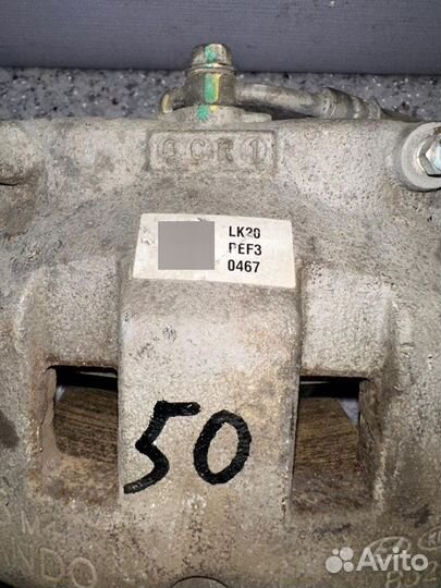 Суппорт передний левый Kia Carnival KA4 3.5 G6DT