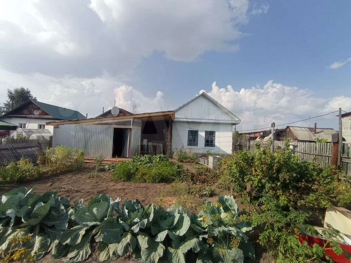 Дом 30 м² на участке 6 сот.