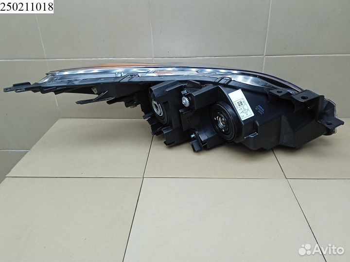 Фара левая Mazda 3 BL