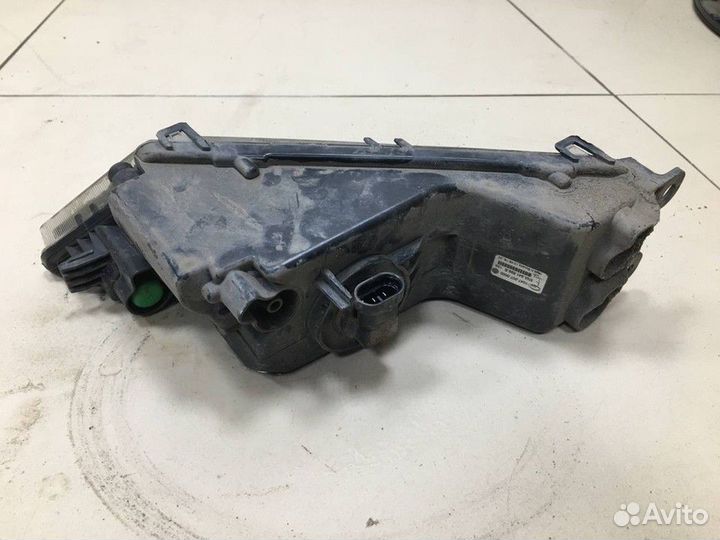 Фара противотуманная передняя левая